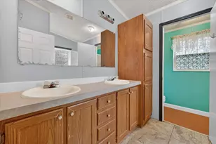 2301 W 13th Ave, Corsicana, TX 75110 - Photo 17