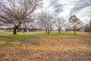 3813 Easy St, Alvarado, TX 76009 - Photo 33