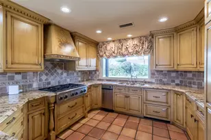 50 Riviera Cir, Abilene, TX 79606 - Photo 7