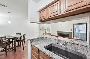 2101 Friendly Dr, Arlington, TX 76011 - Photo 3