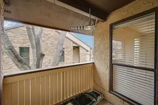 2101 Friendly Dr, Arlington, TX 76011 - Photo 23