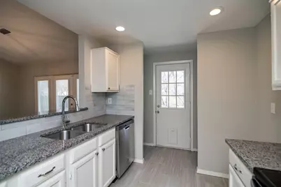 7405 Shadow Bend Drive, Fort Worth, TX 76137 - Photo 9