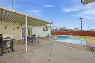 100 Hillside Dr, Hewitt, TX 76643 - Photo 19