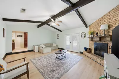 100 Hillside Drive, Hewitt, TX 76643 - Photo 5