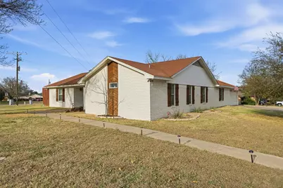 100 Hillside Drive, Hewitt, TX 76643 - Photo 23