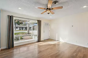 1208 Harris Ave, Hurst, TX 76053 - Photo 5