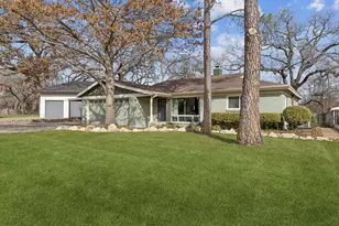 1208 Harris Ave, Hurst, TX 76053 - Photo 3