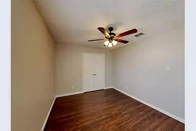 2140 W Grove Lane, Grand Prairie, TX 75052 - Photo 9