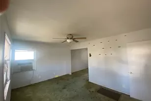 3230 S Llewellyn Ave, Dallas, TX 75224 - Photo 5