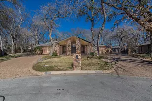 5805 Havenwood Ct, Fort Worth, TX 76112 - Photo 5