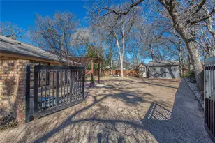 5805 Havenwood Ct, Fort Worth, TX 76112 - Photo 19