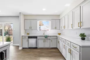 1708 Park Ridge Terrace, Arlington, TX 76012 - Photo 11