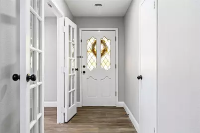 1708 Park Ridge Terrace, Arlington, TX 76012 - Photo 3