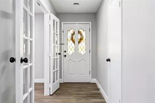 1708 Park Ridge Terrace, Arlington, TX 76012 - Photo 3