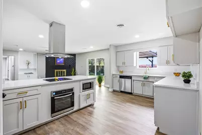 1708 Park Ridge Terrace, Arlington, TX 76012 - Photo 9