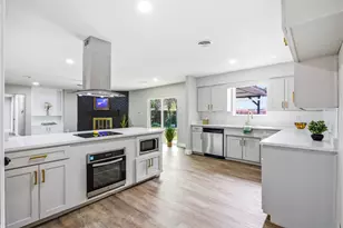 1708 Park Ridge Terrace, Arlington, TX 76012 - Photo 9