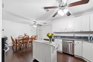 528 Melrose Dr, Richardson, TX 75080 - Photo 9