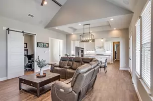 2000 Ragland Trl, Azle, TX 76020 - Photo 5