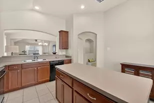 401 Millbrook Ln, Crowley, TX 76036 - Photo 5