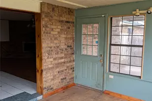 6925 Sandstone Ct, Fort Worth, TX 76120 - Photo 13