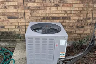 6925 Sandstone Ct, Fort Worth, TX 76120 - Photo 23