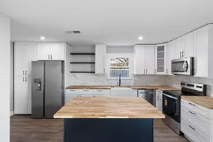 124 Bluebird Cir, Denton, TX 76209 - Photo 1