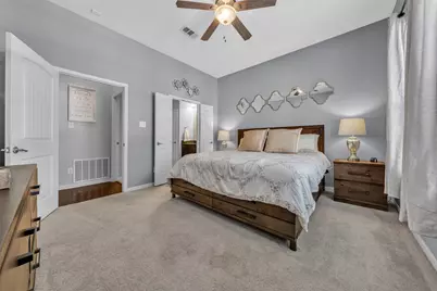 1025 W 10th Street #2105, Fort Worth, TX 76102 - Photo 25