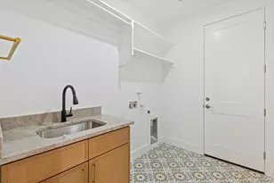 4034 Furey St, Dallas, TX 75212 - Photo 17