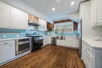 1013 Sherman Street, McKinney, TX 75069 - Photo 5