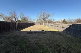 704 E College St, Princeton, TX 75407 - Photo 27