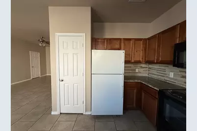 704 E College Street, Princeton, TX 75407 - Photo 7