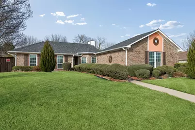 14 Alamosa Drive, Roanoke, TX 76262 - Photo 1