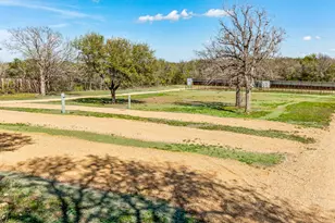 247 S Caddo St, Lipan, TX 76462 - Photo 5