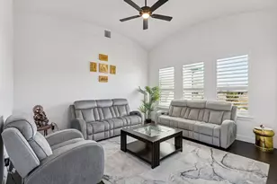 1115 Peppy San Dr, Lucas, TX 75002 - Photo 3