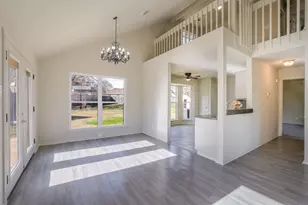 6600 W Lynn Creek Dr W, Arlington, TX 76001 - Photo 11