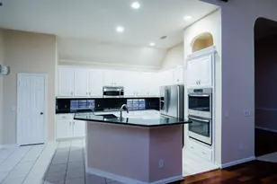 3404 Wimbledon Dr, Lewisville, TX 75077 - Photo 9