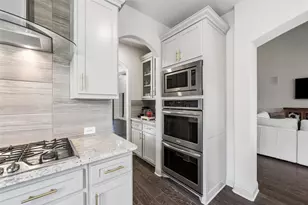 4005 Barlow Ct, Mansfield, TX 76063 - Photo 17