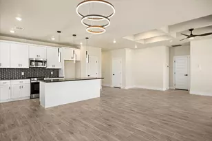 2314 Forest Hill Ln, Granbury, TX 76048 - Photo 7