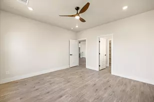 2314 Forest Hill Ln, Granbury, TX 76048 - Photo 17