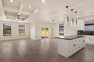 2314 Forest Hill Ln, Granbury, TX 76048 - Photo 15