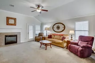 1313 Catbird Dr, Little Elm, TX 75068 - Photo 3