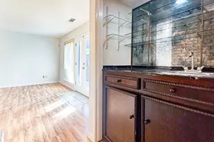 10431 Pagewood Dr, Dallas, TX 75230 - Photo 9