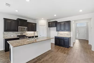 1208 Burlingame Drive, Cleburne, TX 76033 - Photo 5