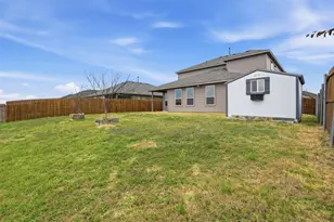 1208 Burlingame Dr, Cleburne, TX 76033 - Photo 25