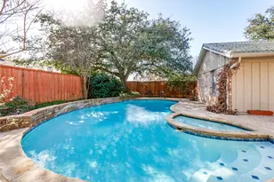 7604 Lairds Ln, Dallas, TX 75248 - Photo 31