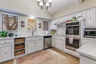 7604 Lairds Ln, Dallas, TX 75248 - Photo 11