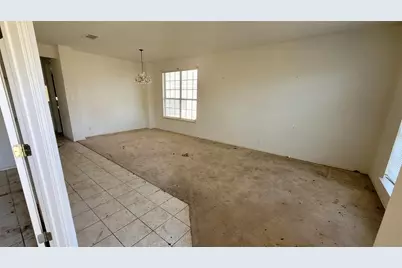 412 Tamara Drive, Georgetown, TX 78628 - Photo 5