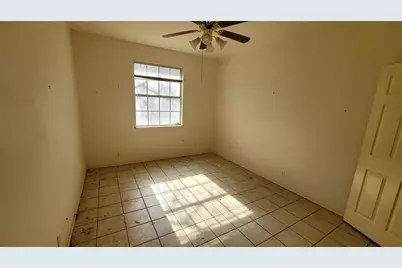 412 Tamara Drive, Georgetown, TX 78628 - Photo 11