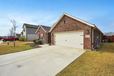 8913 Lantana Meadow Drive, Fort Worth, TX 76131 - Photo 3