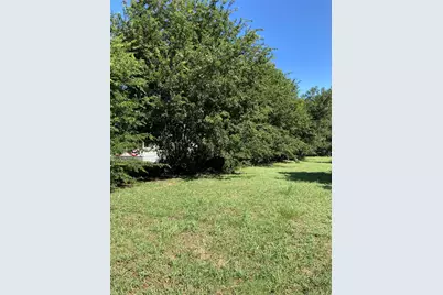 705 College Street, Grandview, TX 76050 - Photo 3